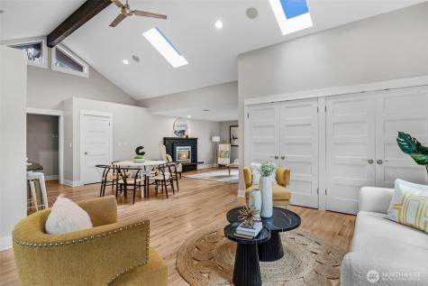 23619 5th Avenue W Bothell WA 98021