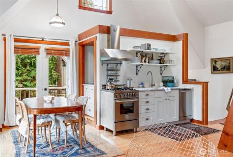 2201 Ebony Street Port Townsend WA 98368