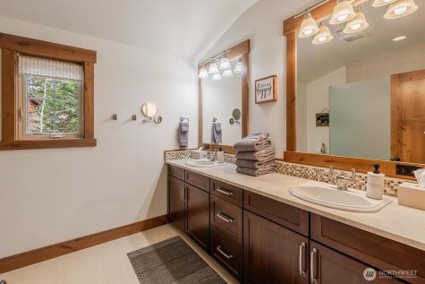 991 Larkspur Loop Cle Elum WA 98922