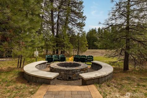 991 Larkspur Loop Cle Elum WA 98922