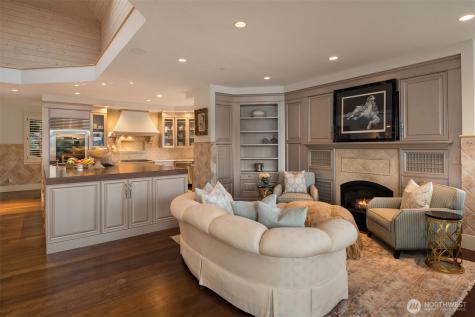 16 Enatai Drive Bellevue WA 98004