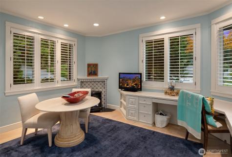 16 Enatai Drive Bellevue WA 98004