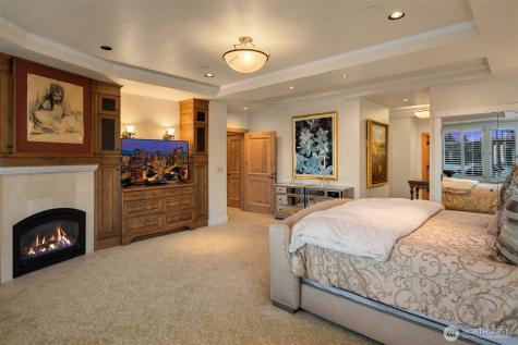 16 Enatai Drive Bellevue WA 98004