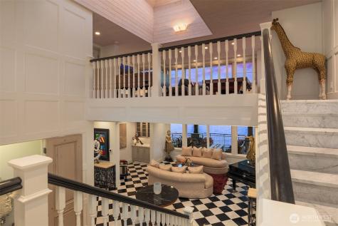 16 Enatai Drive Bellevue WA 98004