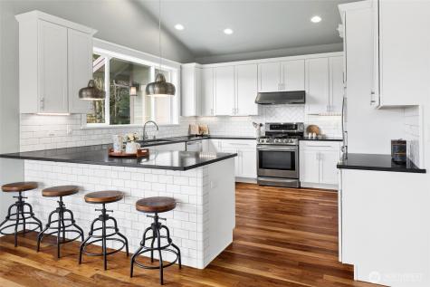 1288 Sandstone Way Bellingham WA 98229