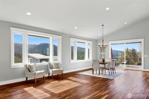 1288 Sandstone Way Bellingham WA 98229