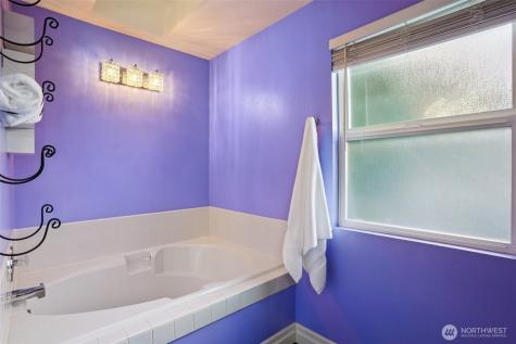 27114 109th Court SE Kent WA 98030