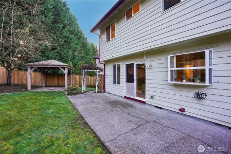 27114 109th Court SE Kent WA 98030