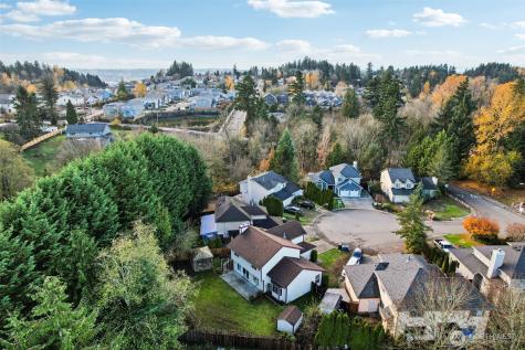 27114 109th Court SE Kent WA 98030