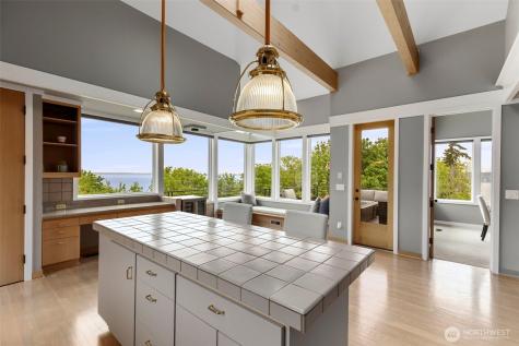 6227 95th Place SW Mukilteo WA 98275