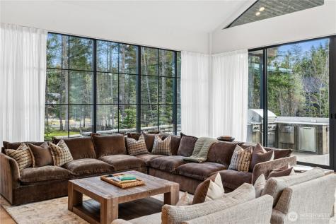 1501 Kokanee Loop Cle Elum WA 98922