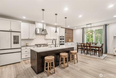 1760 246th Place NE Sammamish WA 98074