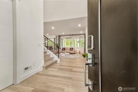 1760 246th Place NE Sammamish WA 98074
