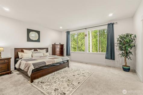 1760 246th Place NE Sammamish WA 98074