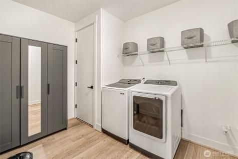 1760 246th Place NE Sammamish WA 98074