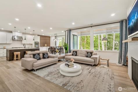 1760 246th Place NE Sammamish WA 98074