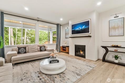 1760 246th Place NE Sammamish WA 98074