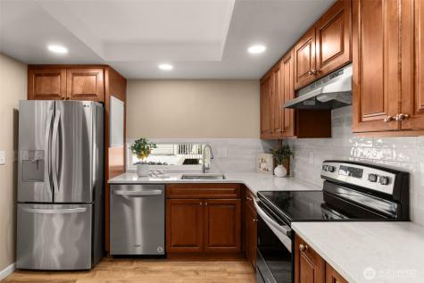 243 169th Avenue NE Bellevue WA 98008