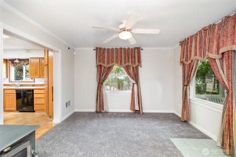 2102 Jackson Avenue Everett WA 98203