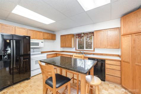 2102 Jackson Avenue Everett WA 98203