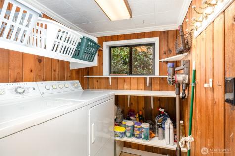 2102 Jackson Avenue Everett WA 98203