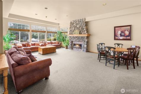 608 Chelan Place NE Renton WA 98059