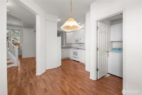 608 Chelan Place NE Renton WA 98059