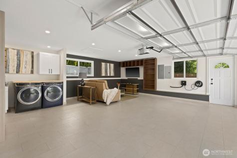133 N 205th Street Shoreline WA 98133