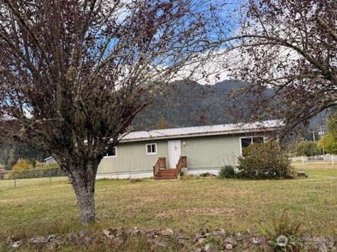 1551 Main Avenue Morton WA 98356