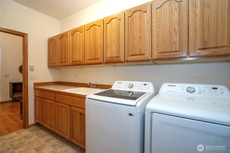 8058 SE Halfmoon Lane Port Orchard WA 98367