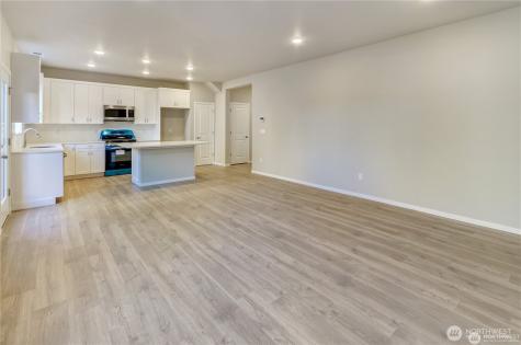 18204 37th Avenue Ct E Tacoma WA 98446