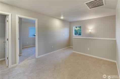 18204 37th Avenue Ct E Tacoma WA 98446