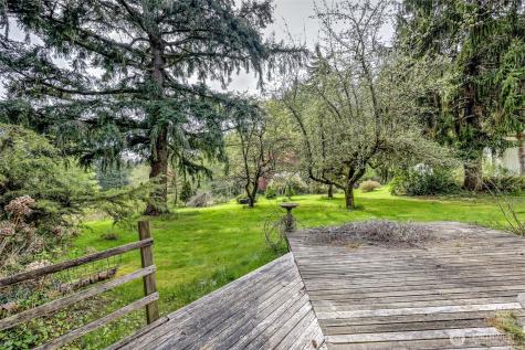 234 NW 2 Crane Lane Poulsbo WA 98370