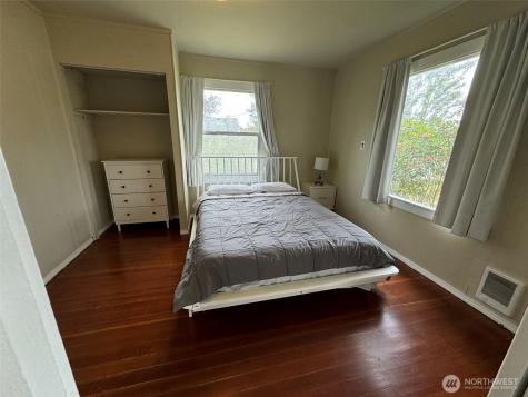 203 W Ocean Avenue Westport WA 98595