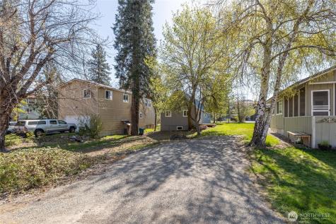 132 Whitman Street Leavenworth WA 98826