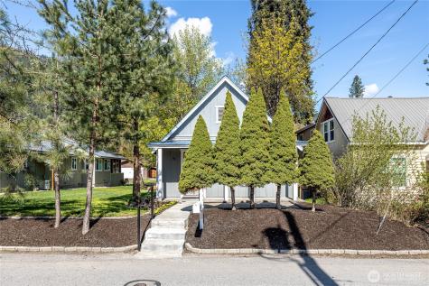 132 Whitman Street Leavenworth WA 98826
