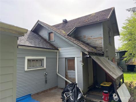 2833 Wishkah Road Aberdeen WA 98520