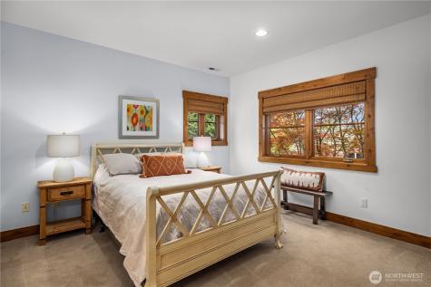 3607 E Lake Sammamish Shore Lane NE Sammamish WA 98074