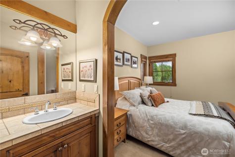 3607 E Lake Sammamish Shore Lane NE Sammamish WA 98074