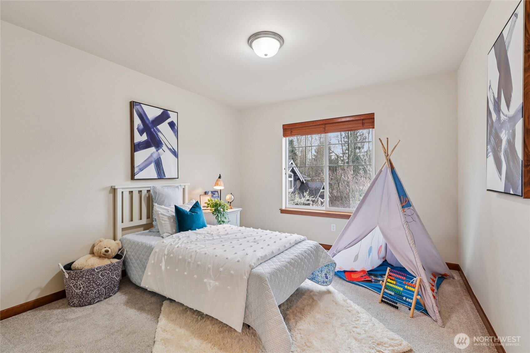8827 NE 148th Place Kenmore WA 98028