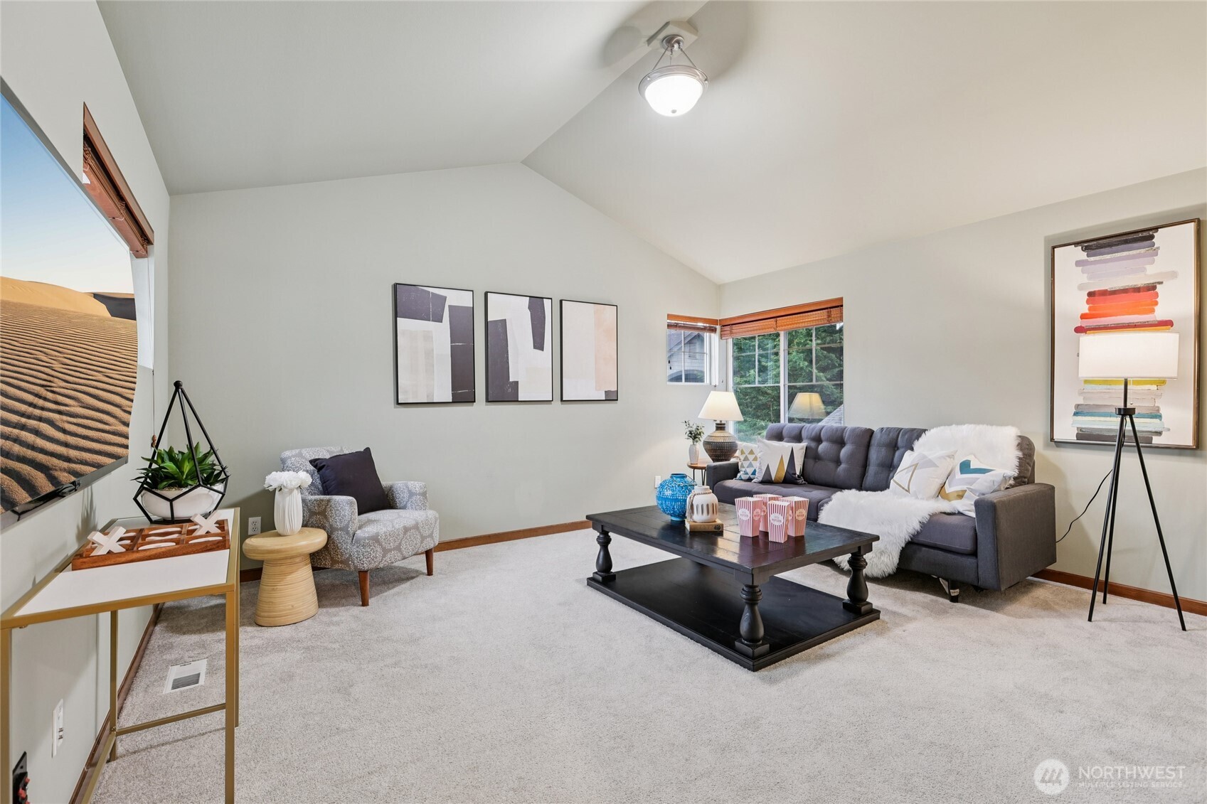 8827 NE 148th Place Kenmore WA 98028