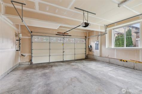 8827 NE 148th Place Kenmore WA 98028