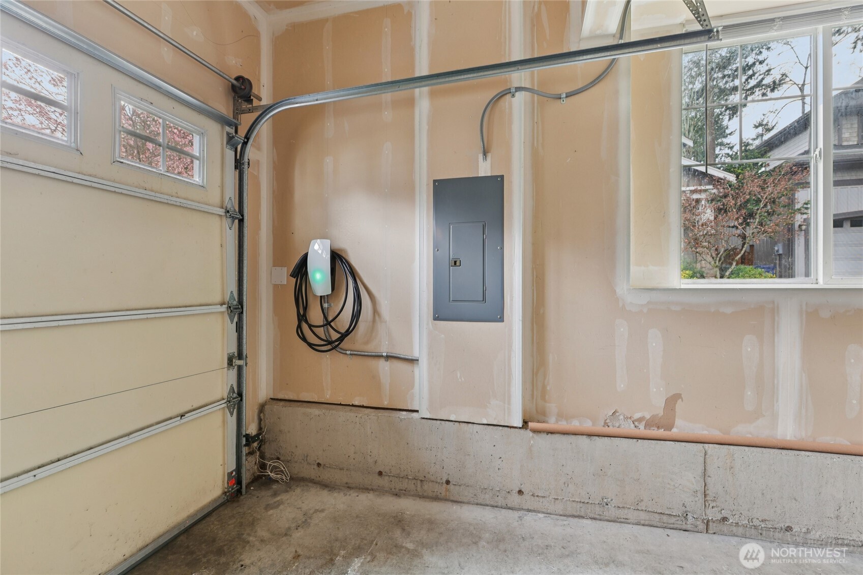 8827 NE 148th Place Kenmore WA 98028