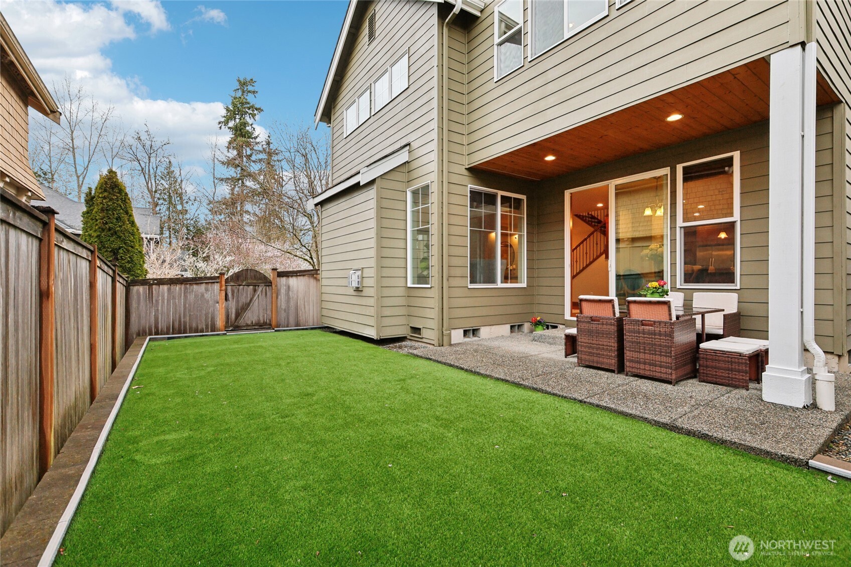 8827 NE 148th Place Kenmore WA 98028