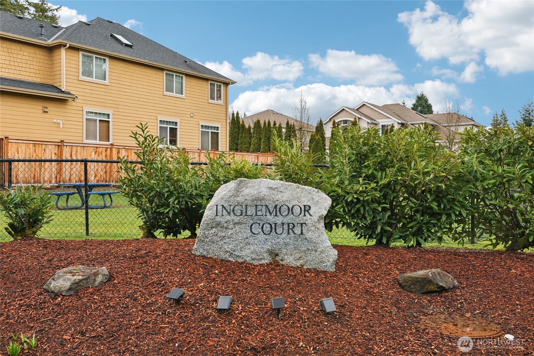 8827 NE 148th Place Kenmore WA 98028