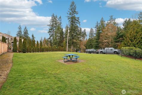 8827 NE 148th Place Kenmore WA 98028