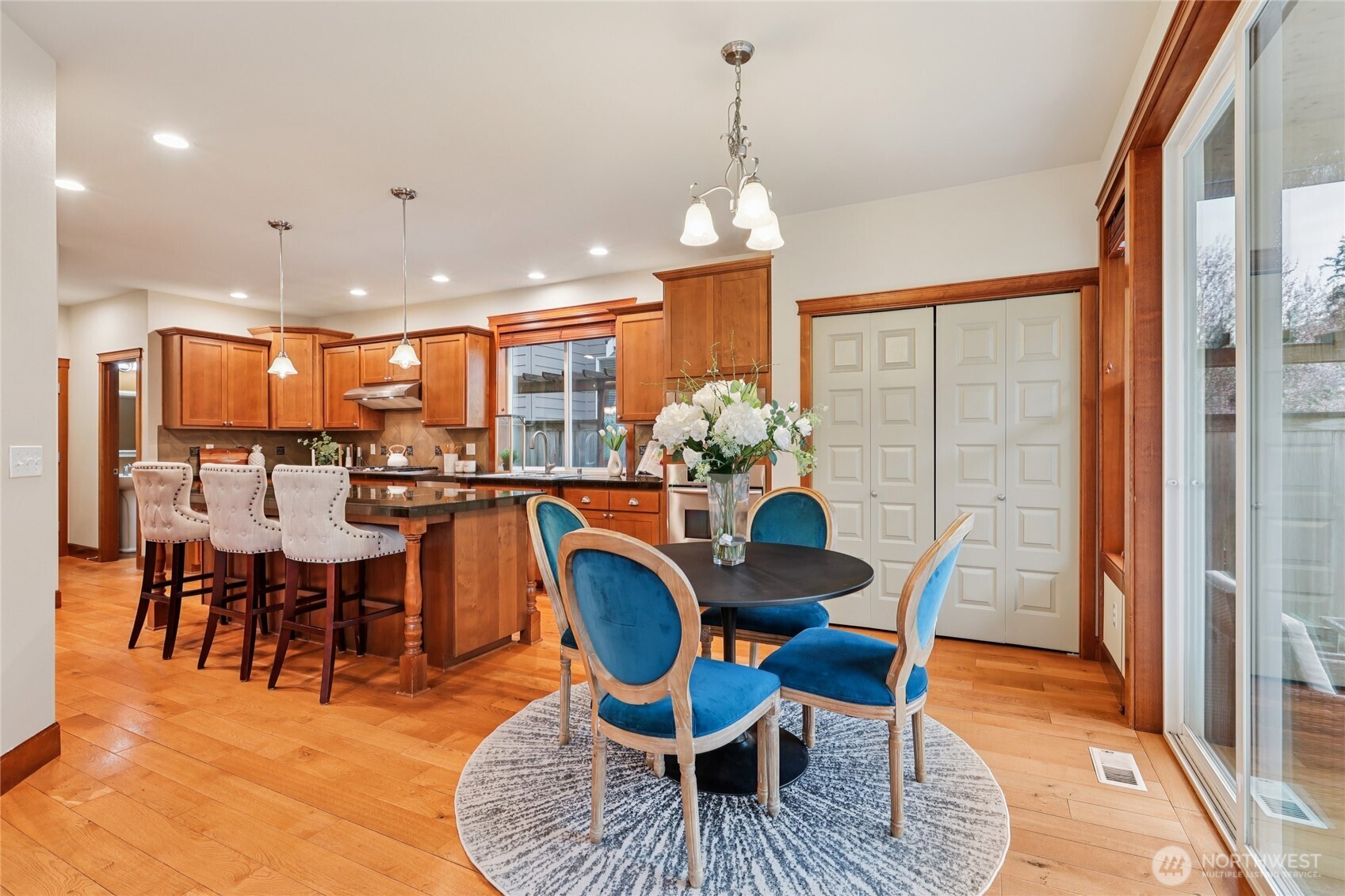 8827 NE 148th Place Kenmore WA 98028