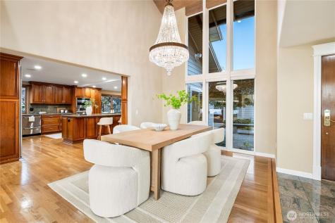 106 Cascade Key Bellevue WA 98006