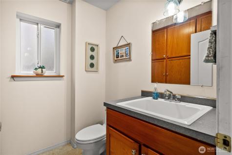 91 E Franjo Beach Drive Shelton WA 98584