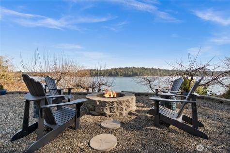 91 E Franjo Beach Drive Shelton WA 98584